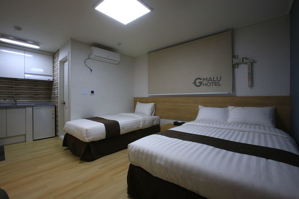 Malu Hotel Suwon Exterior photo